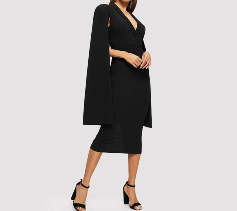 Robe Noir Cape Bertine