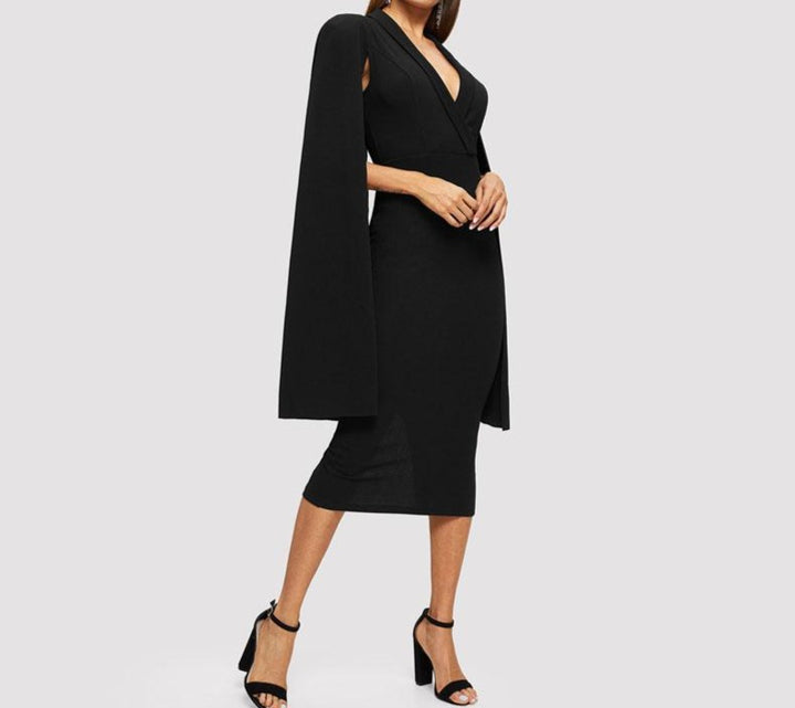 Robe Noir Cape Bertine