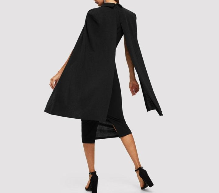Robe Noir Cape Bertine